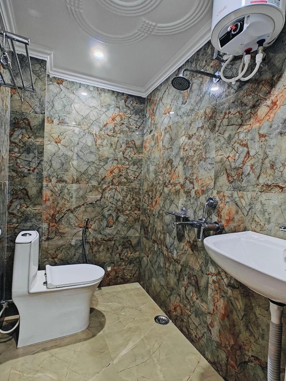 Hotel The Pushpraj Varanasi Luaran gambar