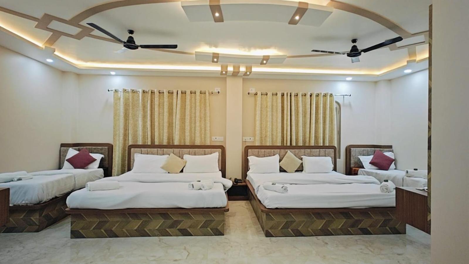 Hotel The Pushpraj Varanasi Luaran gambar